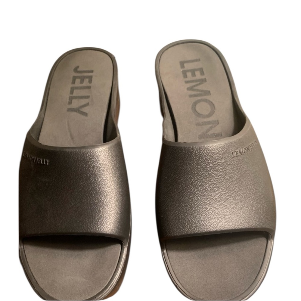 Lemon Jelly Women's Black Sandals NWOT